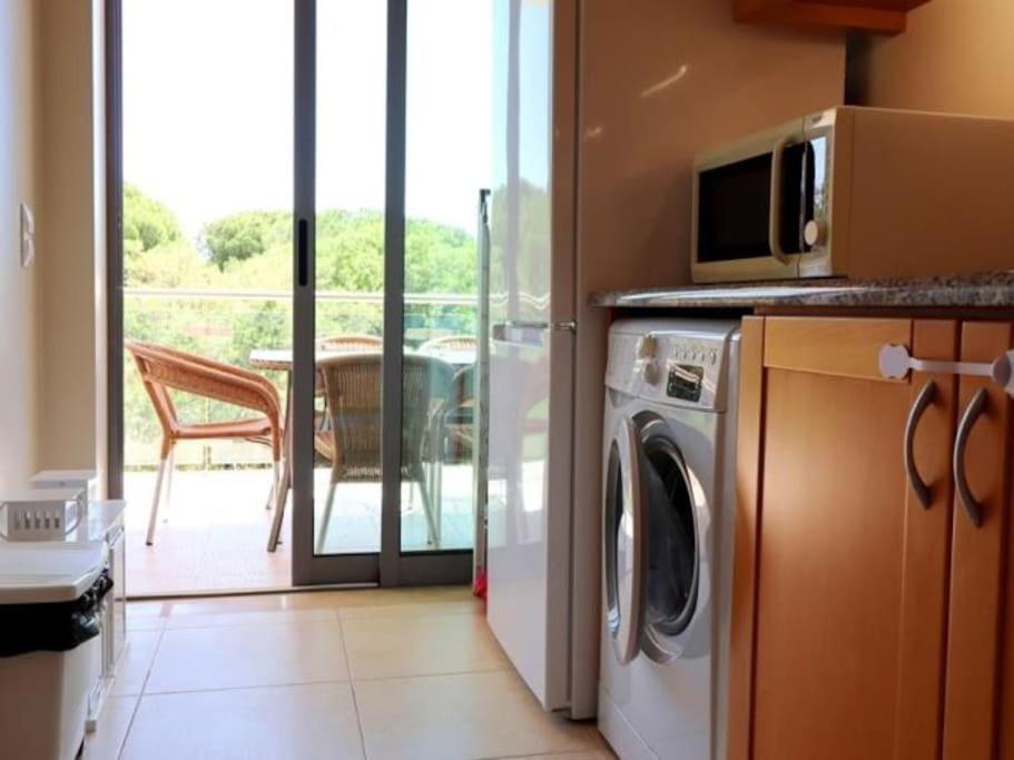 Apartament Happiness - Tennis Court & Pool &