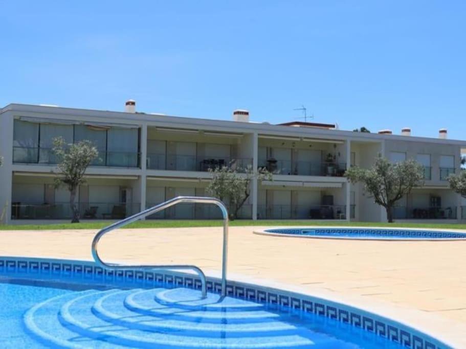 Apartment Happiness - Tennis Court & Pool & Albufeira